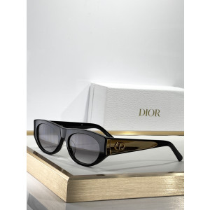 Dior 글로우 안경테