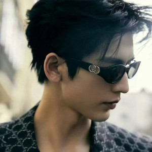 GUCCI 선글라스 GG1662SA