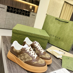 Gucci 후드솔 화이트 스니커즈