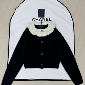 블랙 니트 카디건 화이트 프릴 카라